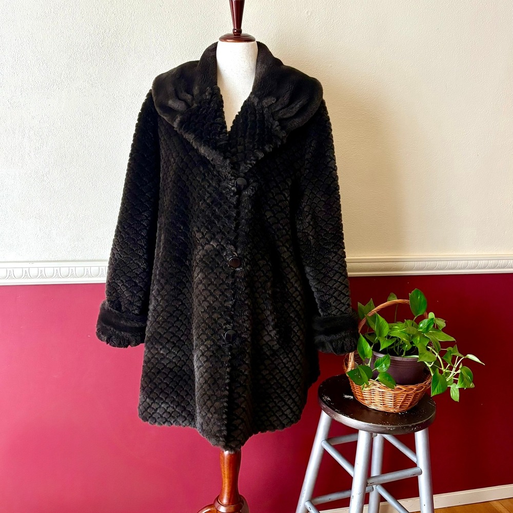Vintage Neiman Marcus Faux Fur Swing Coat M Brown Scallop Texture Shawl Collar